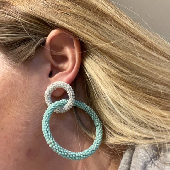 Double hoop earrings - Picture 5 of 5